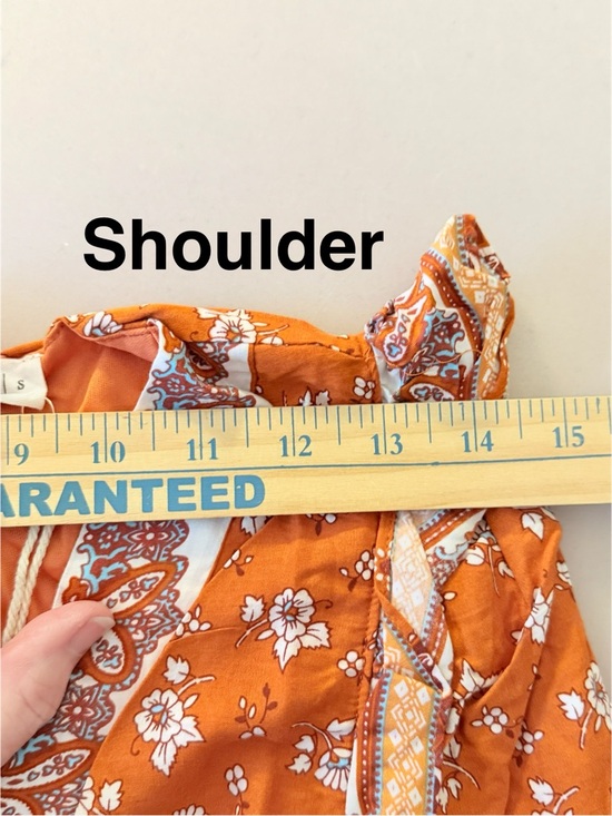 NWT Boho Rust Floral V-Neck Blouse with Paisley Trim - Picture 6 of 12